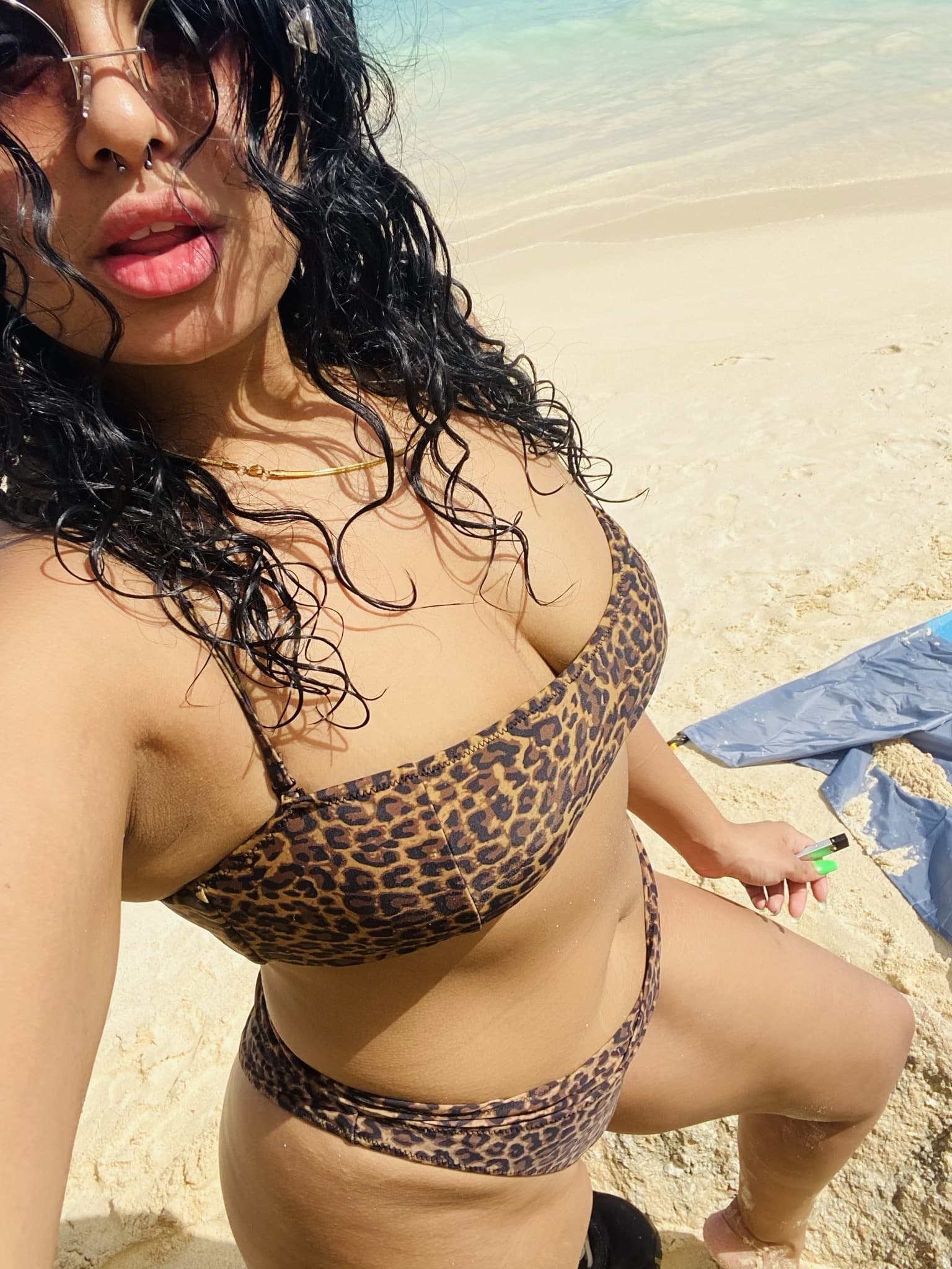 Ava