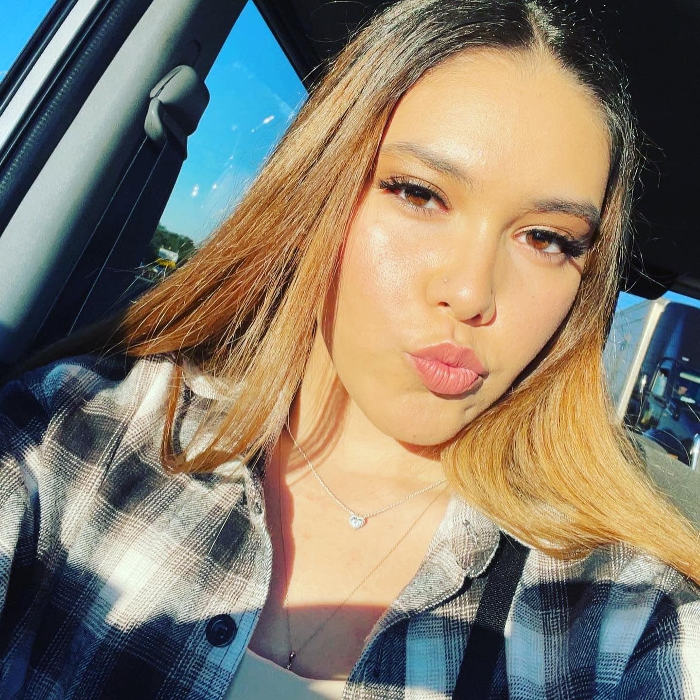 xLatina_Mamix