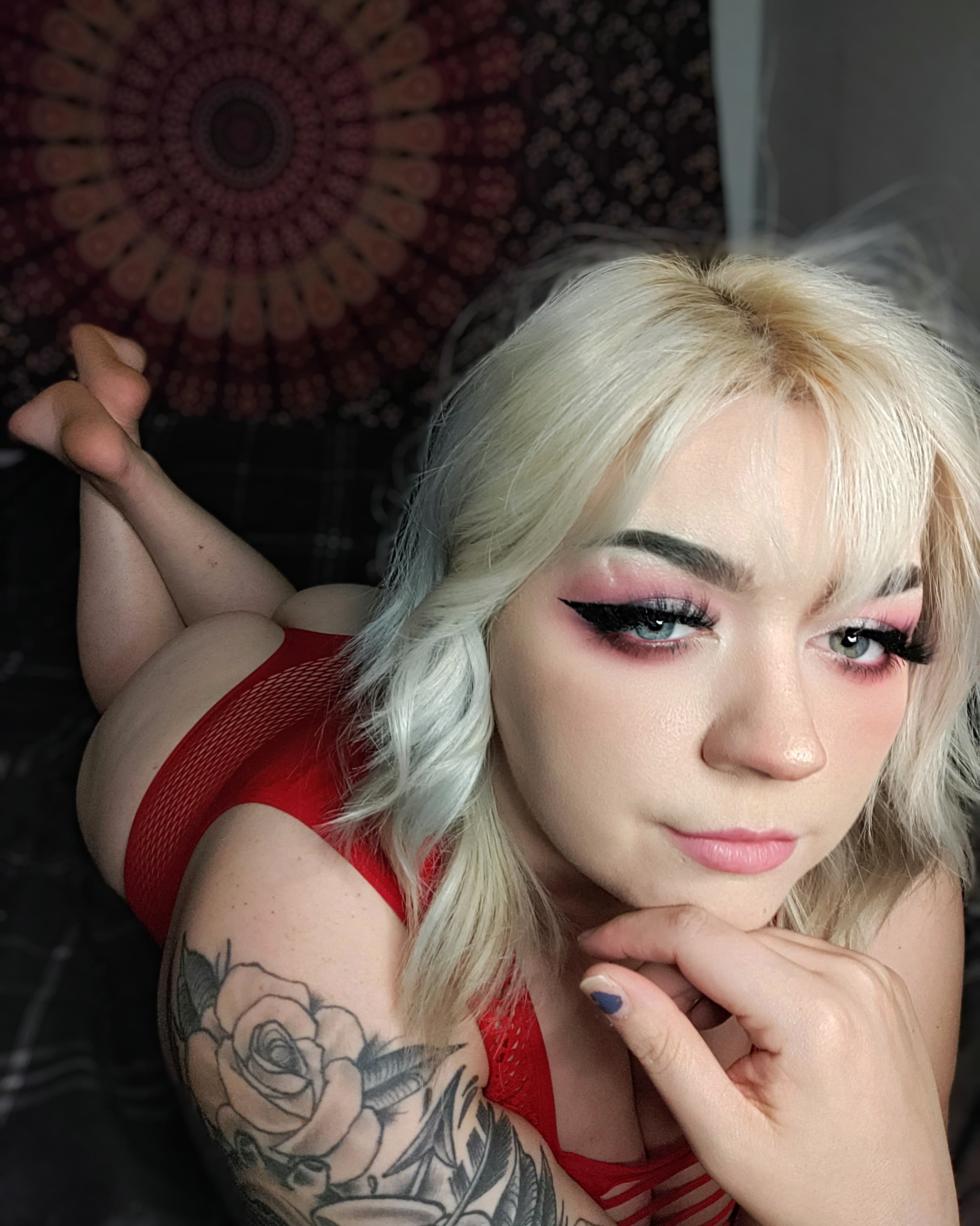 Sexie Lexie