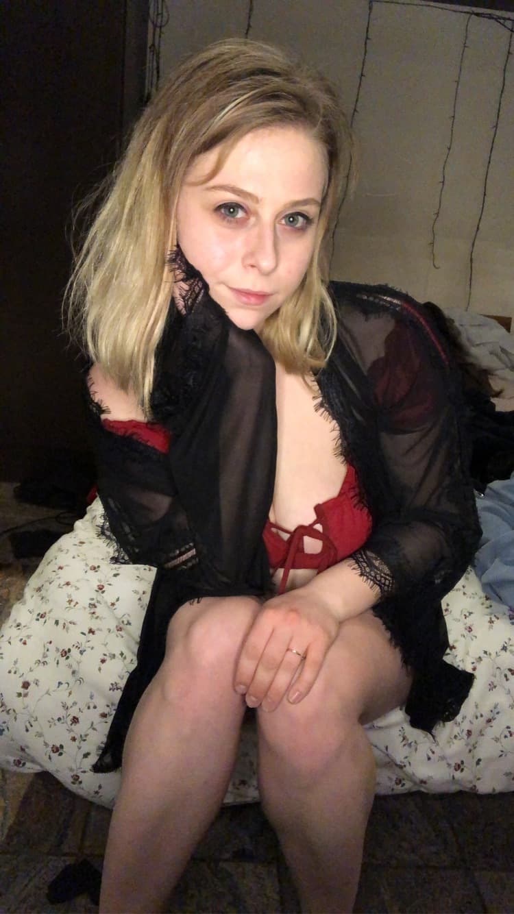 Amelia V